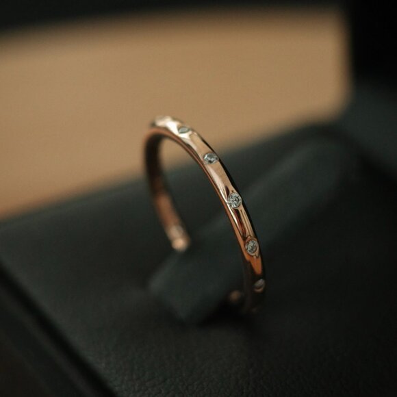 Pandora Simple Sparkling Band Ring, 14k rose gold-plated wishbone, NEW, Size 5 - Picture 2 of 7
